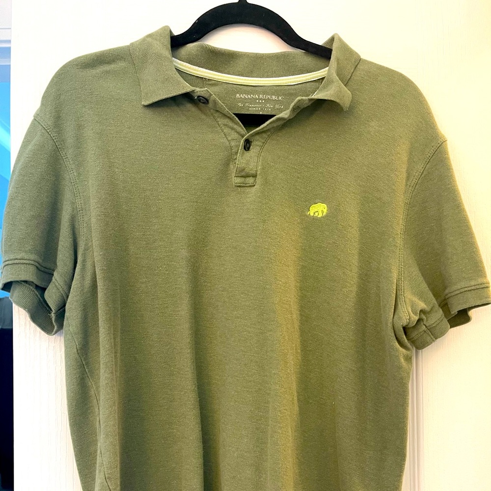 Olive Green sport shirt in cotton knit worn 4 times
